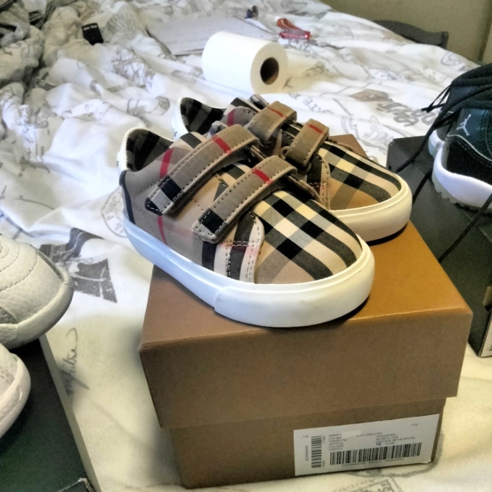 Burberry Shoes